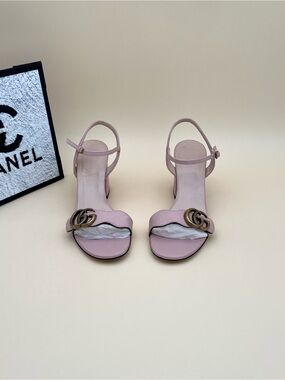 Gucci Pink Leather Open-Toe Sandals with Gold Double-G